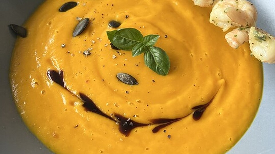 Kürbis-Karotten-Kokos-Ingwer Suppe-image