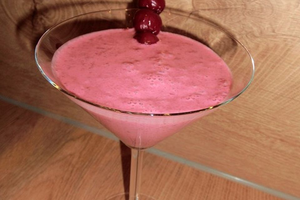 Kirsch-Smoothie oder Kirsch-Joghurt Getränk