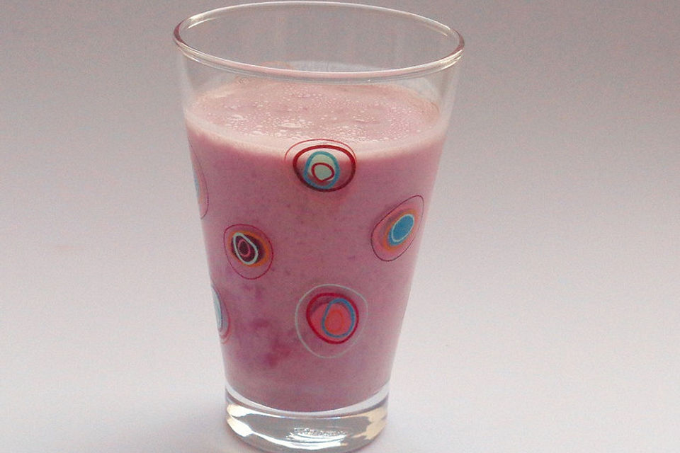 Kirsch-Smoothie oder Kirsch-Joghurt Getränk