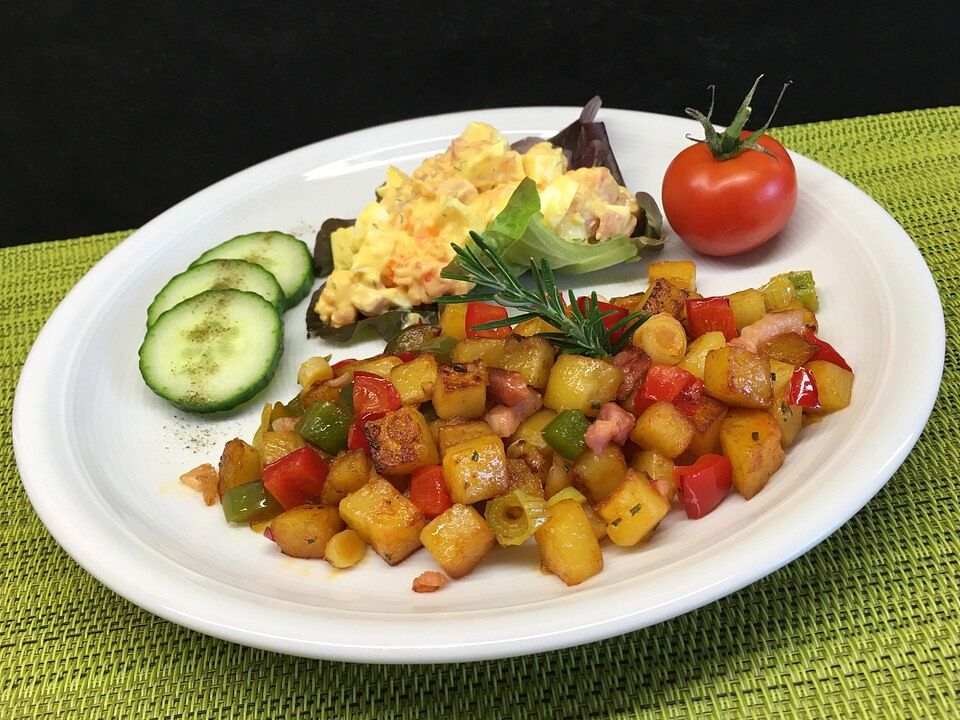 Bratkartoffelpfanne mit Paprika von 9933Tine| Chefkoch