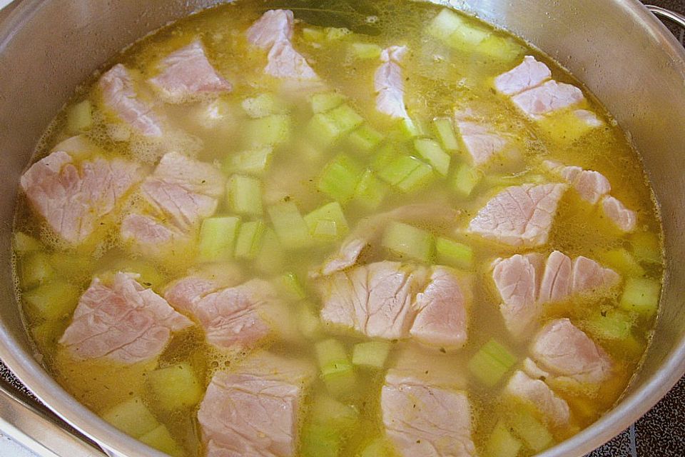 Helgoländer Kartoffelgulasch mit Fisch