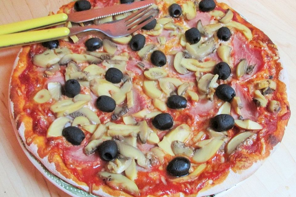 Pizza Knoblauch Champignon Paprika - vegan