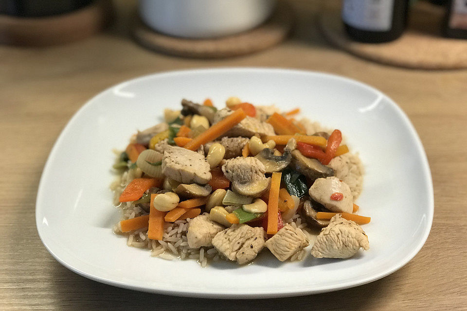 Thai-Hühnchen mit Cashewnüssen