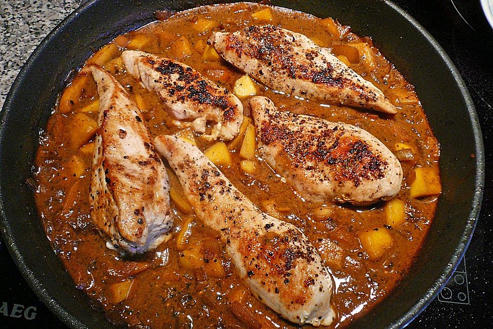 Hähnchenfilet in Curry-Mangosoße