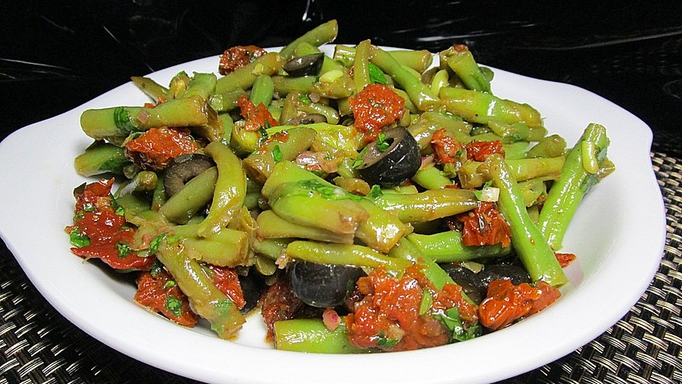 Grüner Bohnensalat mit getrockneten Tomaten von Rike-622 Grüner Bohnensalat mit getrockneten Tomaten von Rike-622