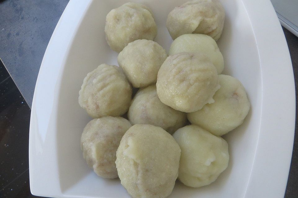 Zwetschgenknödel