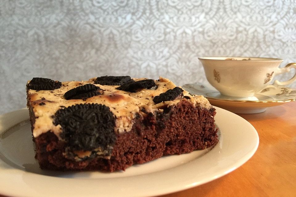 Oreo Cream Cheese Brownies