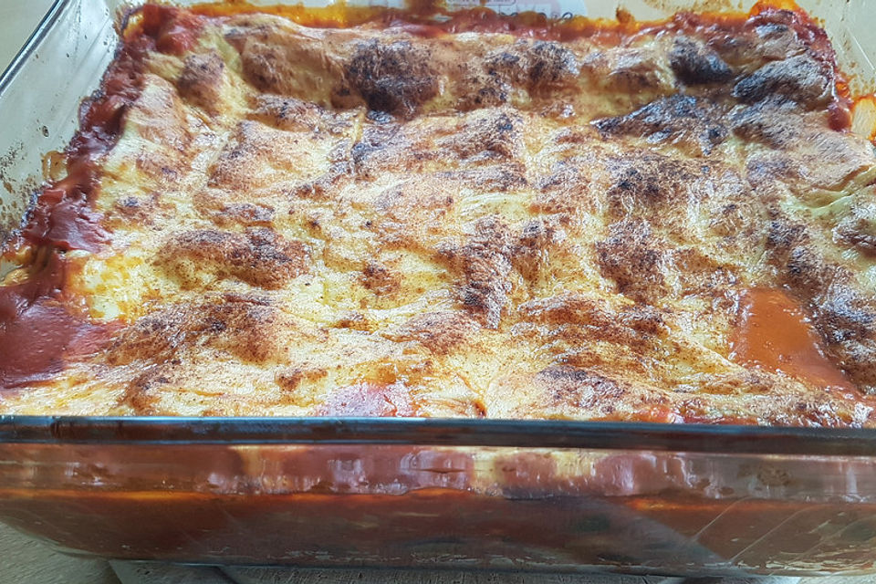 Vegetarische Lasagne mit Paprika und Zucchini