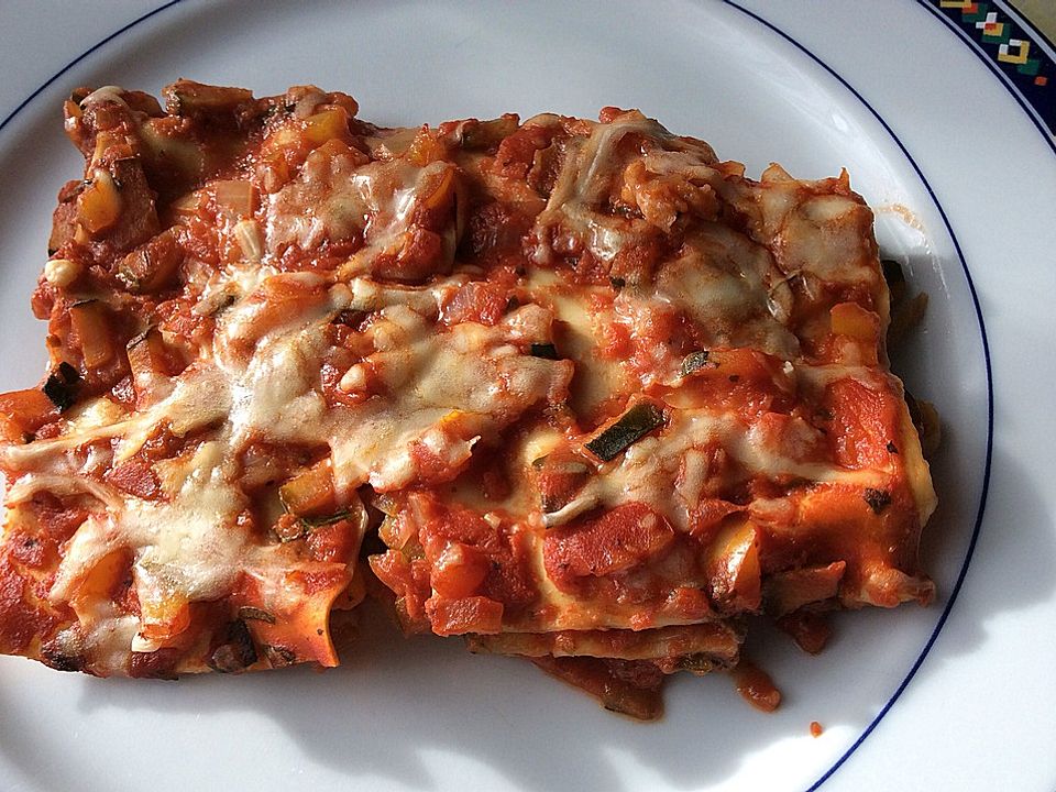 Vegetarische Lasagne mit Paprika und Zucchini von danielsteffi12 | Chefkoch
