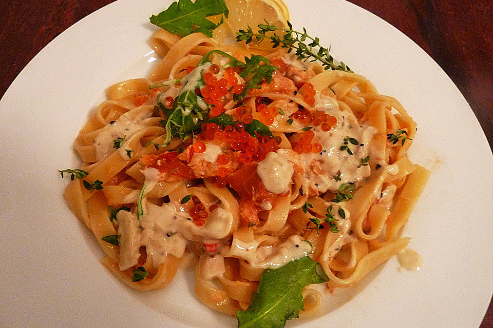 Pasta mit Lachs von der US-Westküste