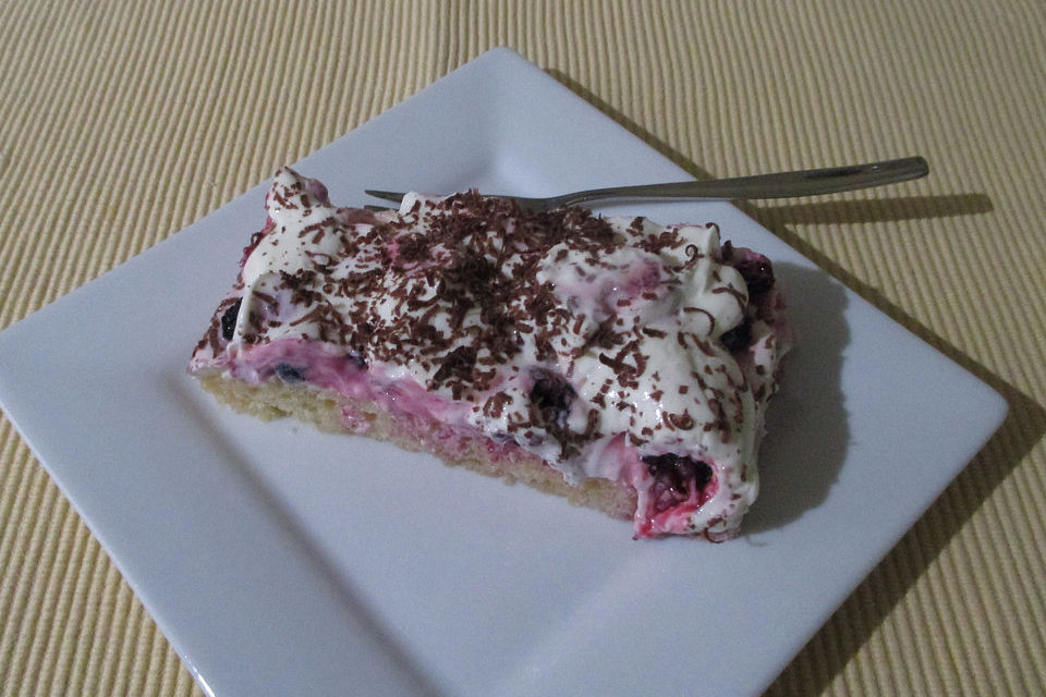 Obst-Joghurt-Nachtisch à la Tiramisu