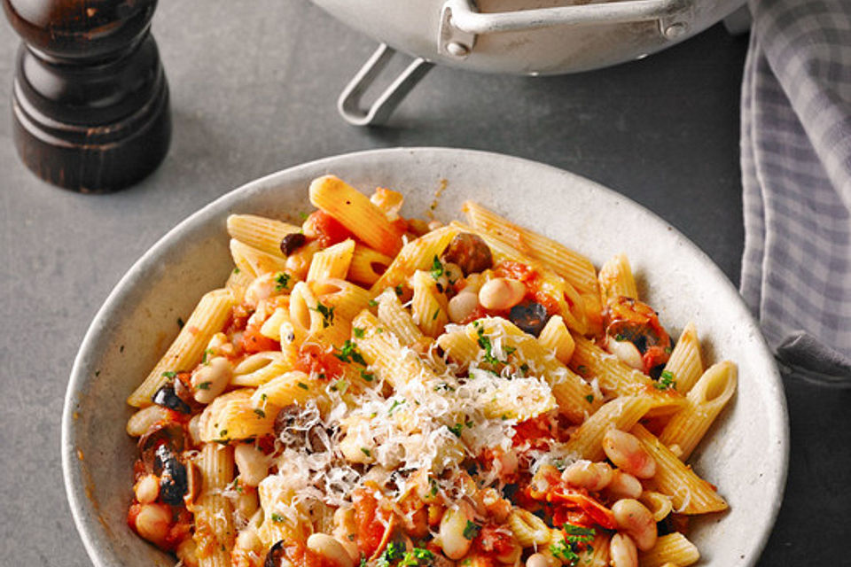 Pasta mit weißen Bohnen