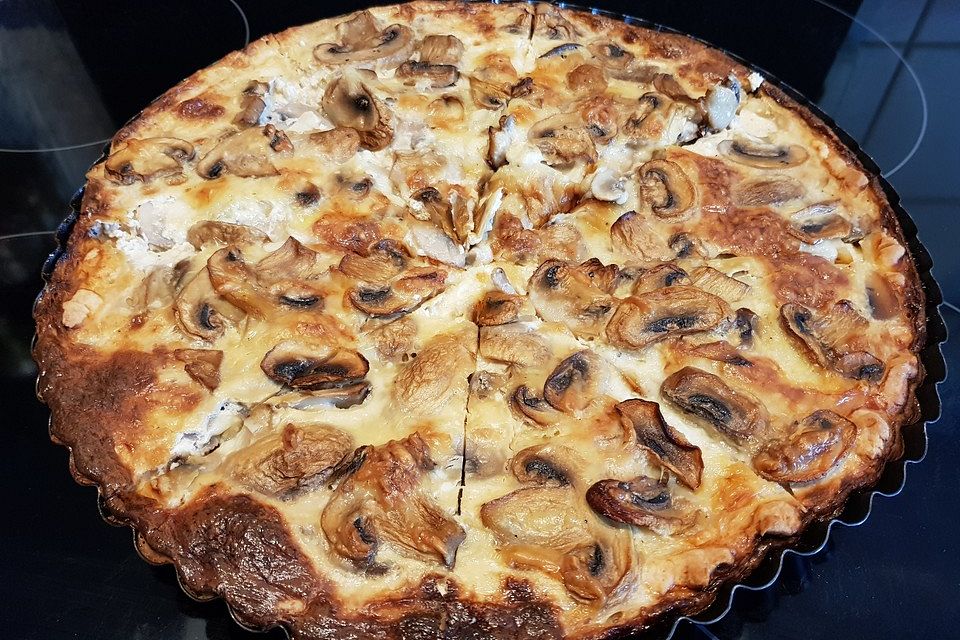 Champignontarte mit Emmentaler