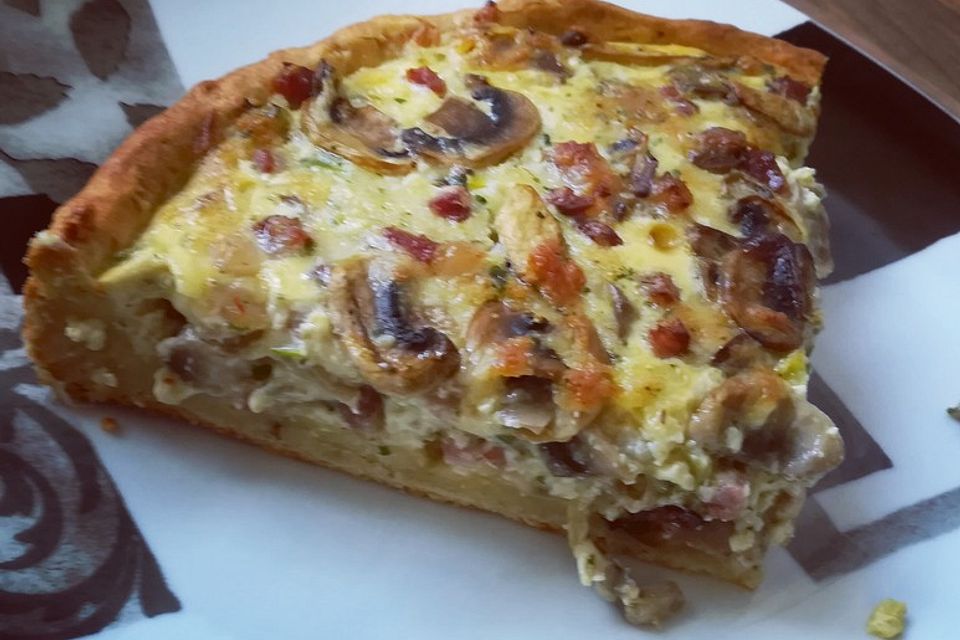 Champignontarte mit Emmentaler