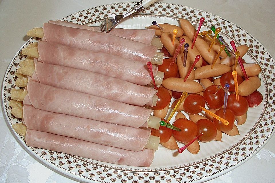 Schnelle Spargelröllchen