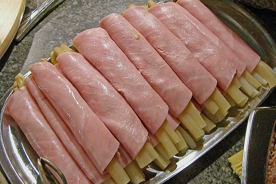 Schnelle Spargelröllchen