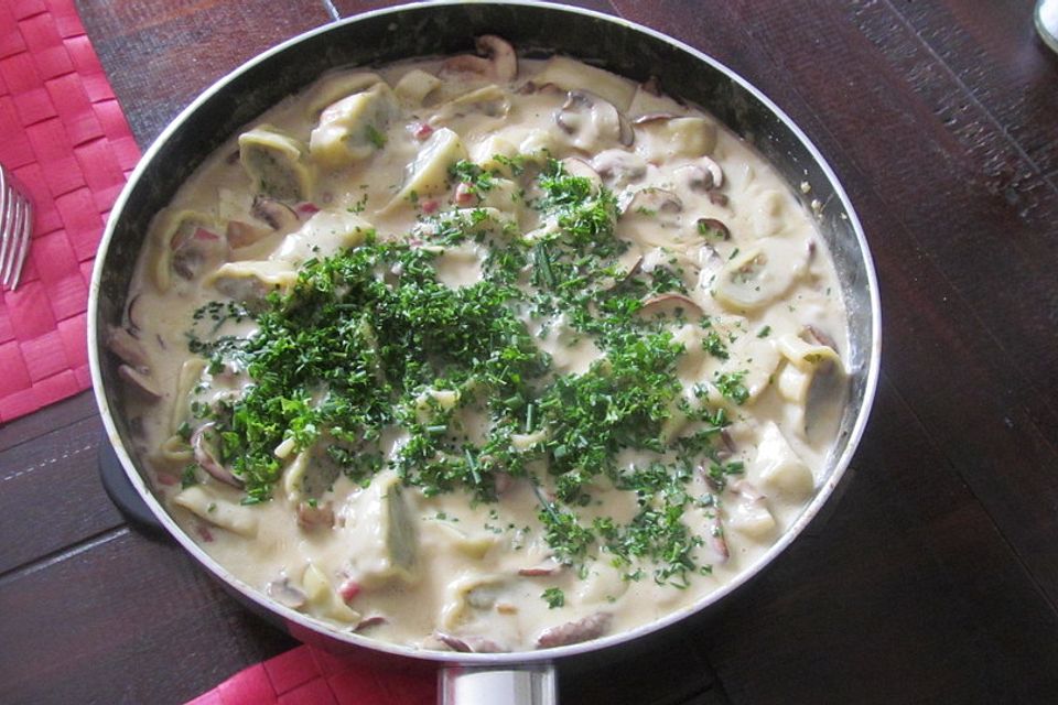 Maultaschen-Jägerpfanne