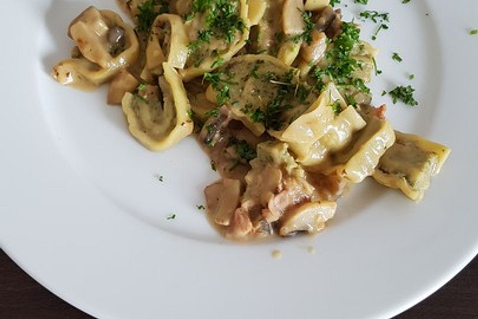 Maultaschen-Jägerpfanne