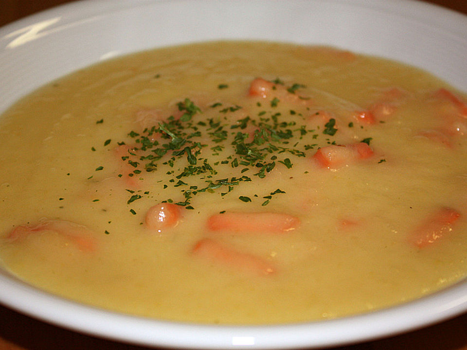 Mellys Steckrübensuppe von xxMellYxx| Chefkoch Mellys Steckrübensuppe von xxMellYxx| Chefkoch