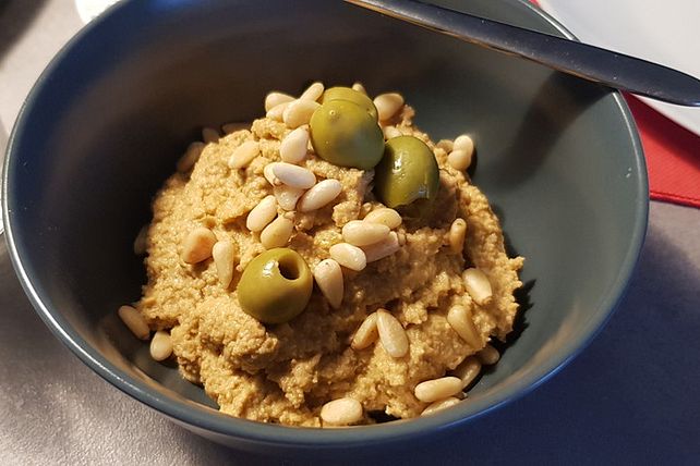 Oliven-Linsen-Aufstrich von Soloman| Chefkoch Oliven-Linsen-Aufstrich von Soloman| Chefkoch