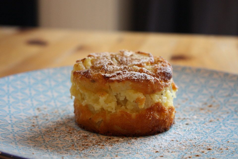 Apfelkuchen ohne Boden mit Quark-Vanillepudding