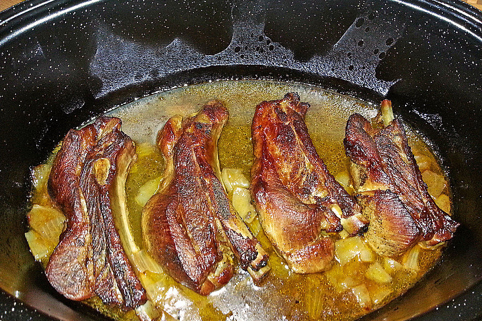 Zarte, leckere Rippchen ohne Schnörkel aus dem Backofen