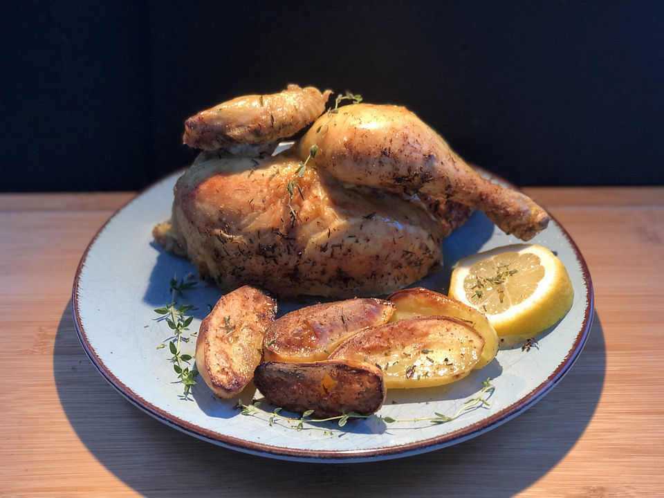 Brathähnchen vom Blech mit Zitrone und Kartoffeln von kaffeetante385 ...