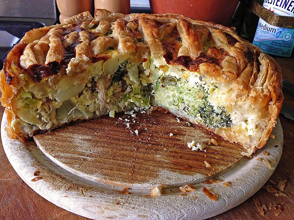 Rosenkohltarte mit geräucherter Makrele von Fischbroetchen| Chefkoch