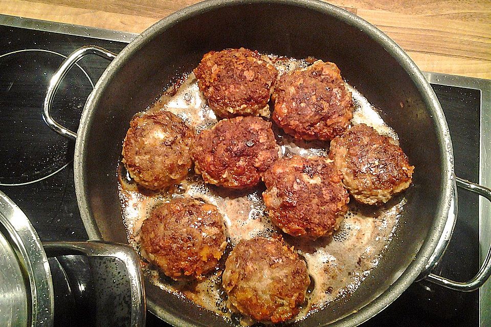 Überbackene Hackfleisch-Schnitzel