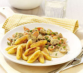 Möhren-Champignon-Gemüse mit Kartoffelnudeln