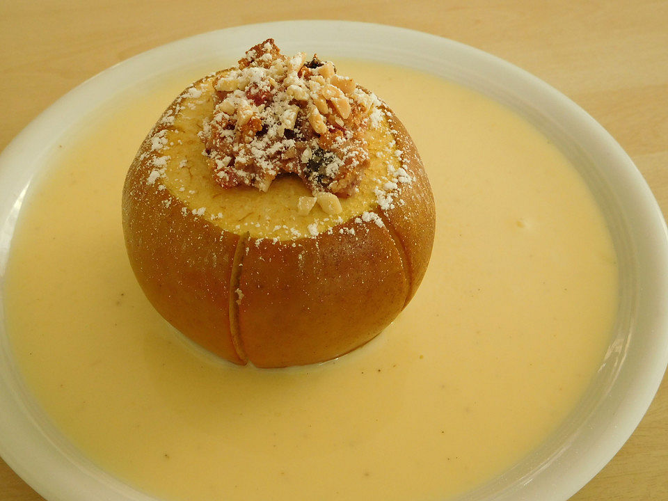 Bratapfel mit Vanillesauce von ImmerAmAusprobieren| Chefkoch