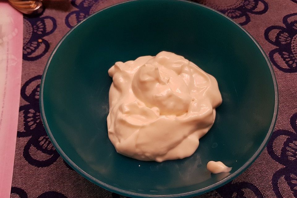 Mayonnaise bzw. Aioli