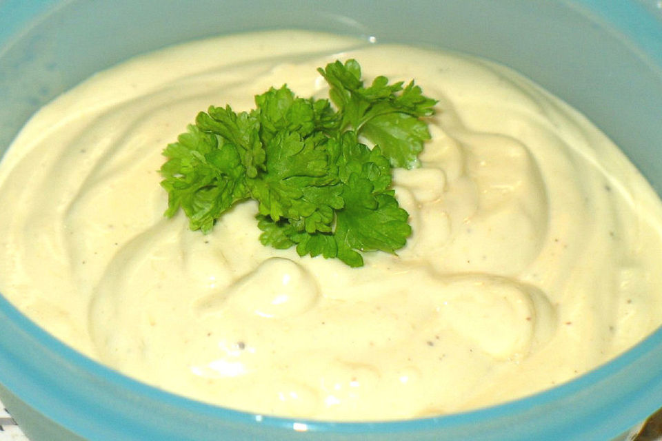 Mayonnaise bzw. Aioli