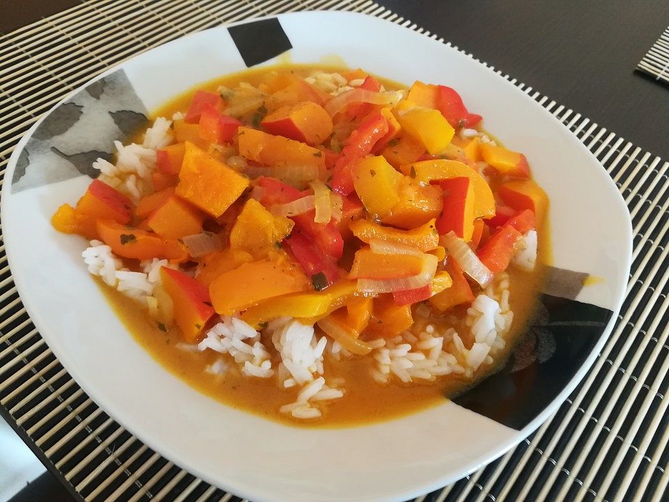 Kürbis-Paprika-Curry mit Basmatireis von SteffiBaker| Chefkoch