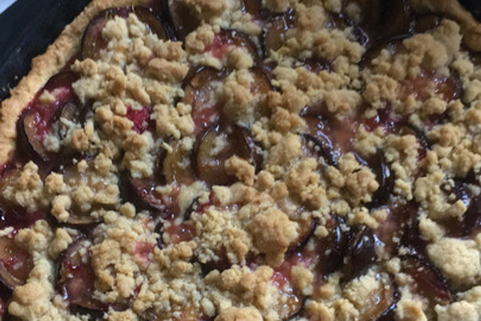 Zwetschgenkuchen mit Zimtstreusel