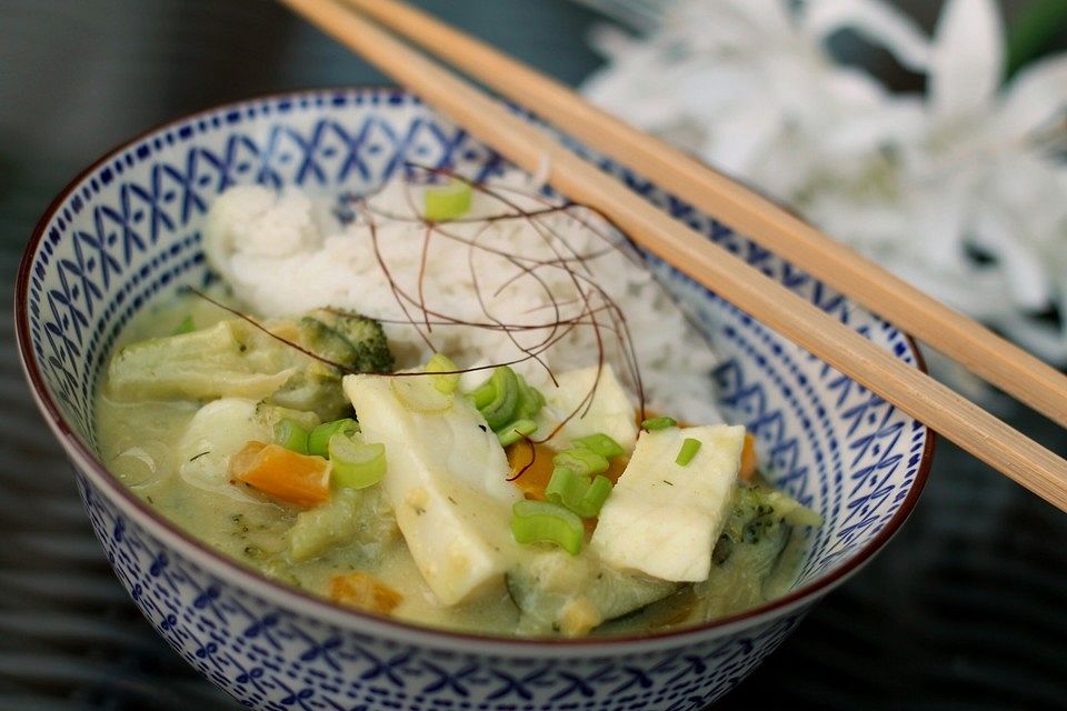 Fisch-Gemüse-Pfanne mit Kokosmilch, Low carb