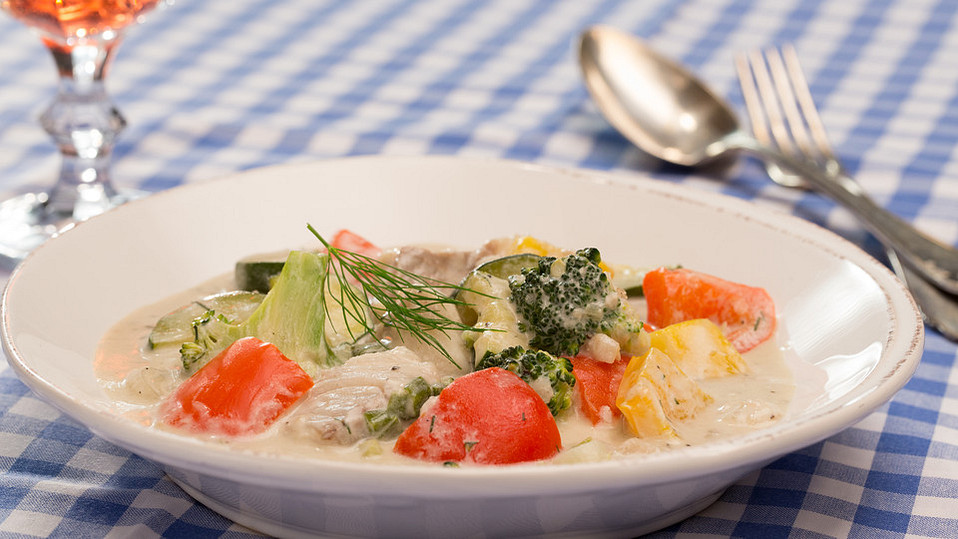 Fisch-Gem-se-Pfanne-mit-Kokosmilch
