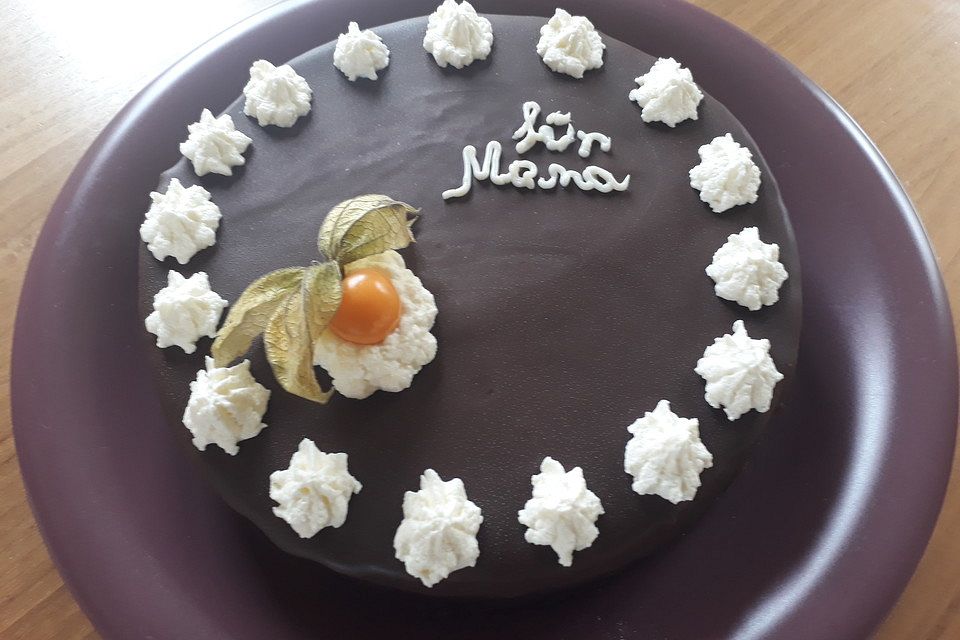 Kleine Torte "Sacher Art"