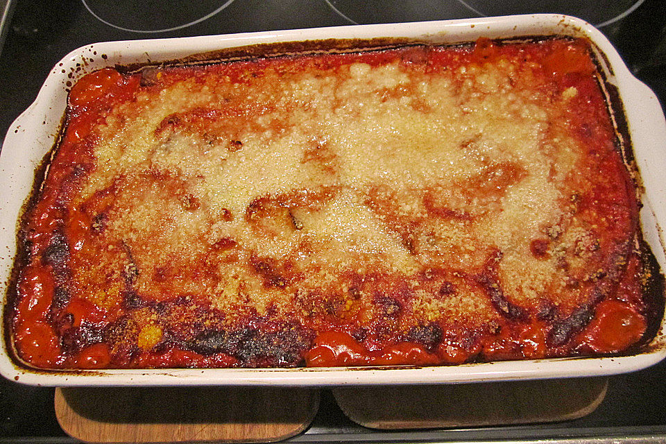 Überbackene Hähnchenfilets mit mediterranem Gemüse