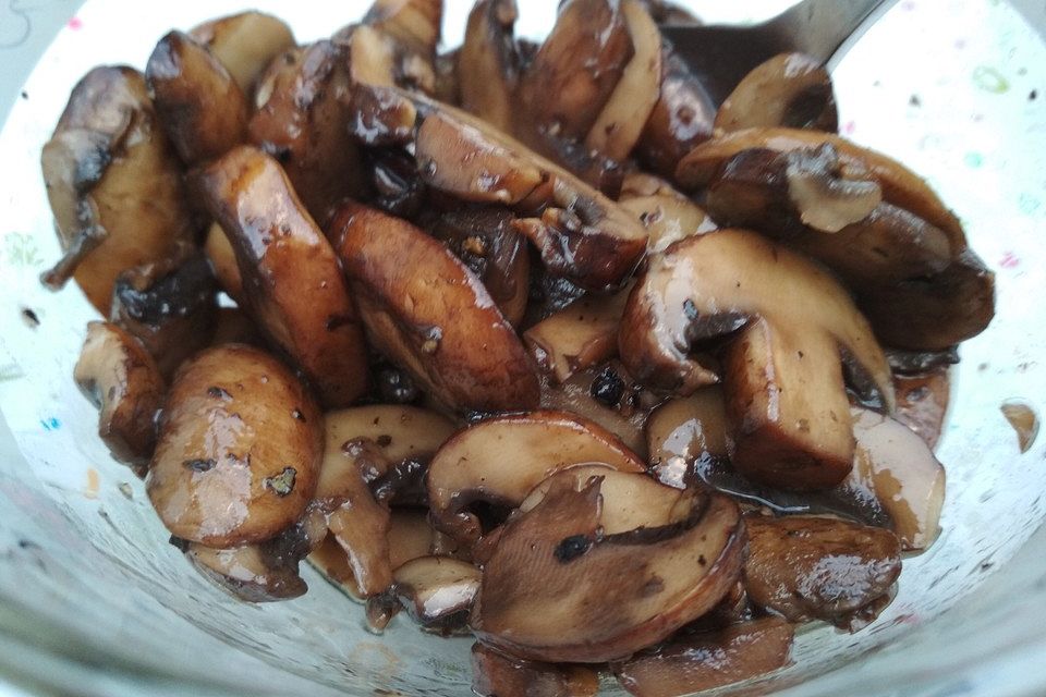 Marinierte Champignons vom Grill