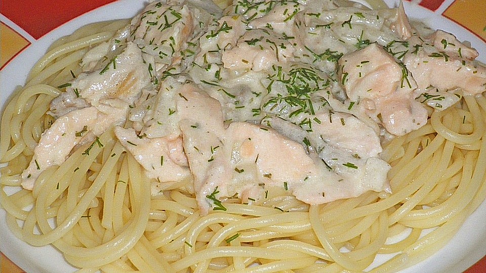 Spaghetti Mit Lachs Sahne Sosse Von Gerfried Chefkoch