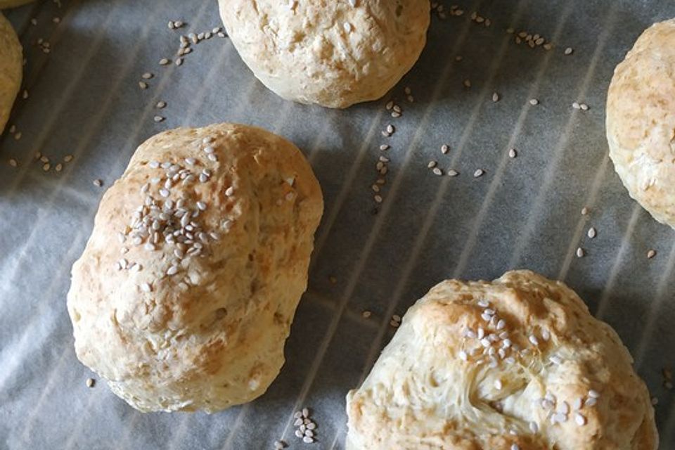 Quark-Dinkelbrötchen