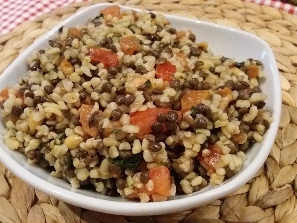Puy Linsen-Bulgur-Salat mit frischem Spinat von Dayday| Chefkoch