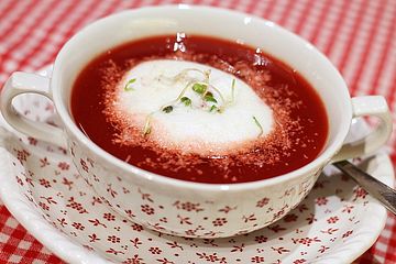 Rote Beete Suppe Mit Parmesan Von Organictaste Chefkoch 