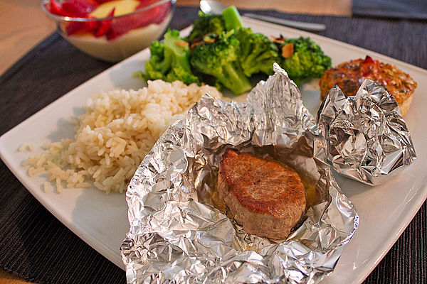 Schweinefilet In Alufolie Im Backofen Ohne Anbraten Schweinefilet in Alufolie von Sinja78 | Chefkoch