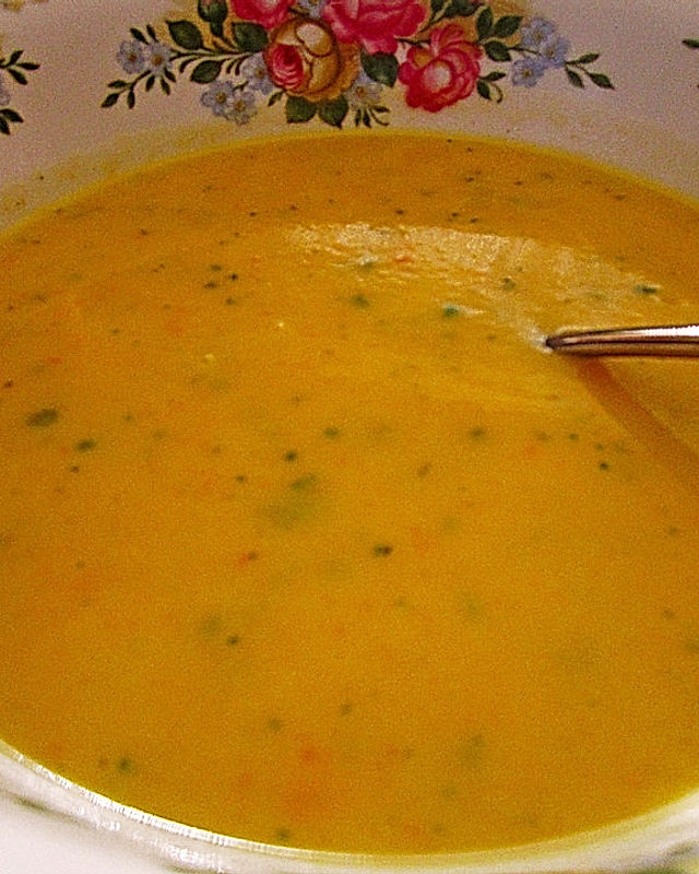 Kartoffel-Möhren-Suppe