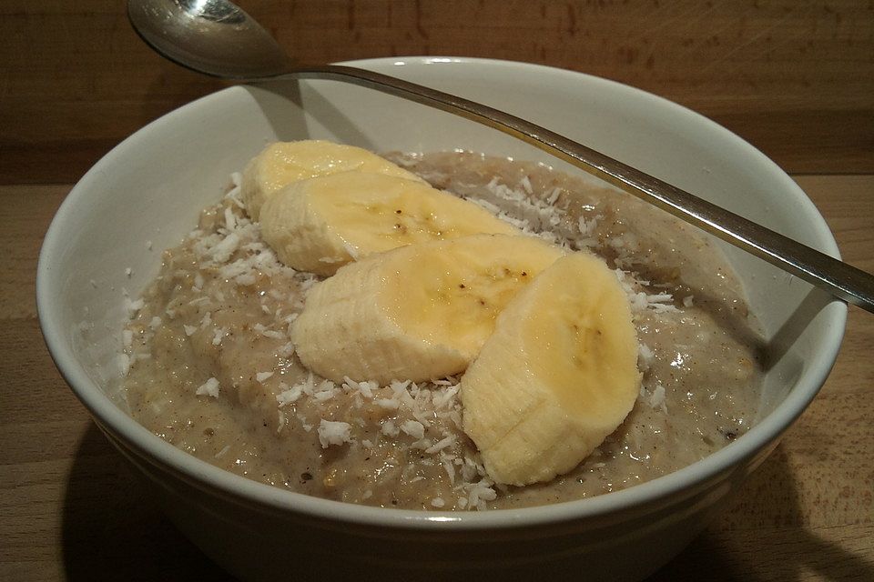 Bananen-Kokos Porridge