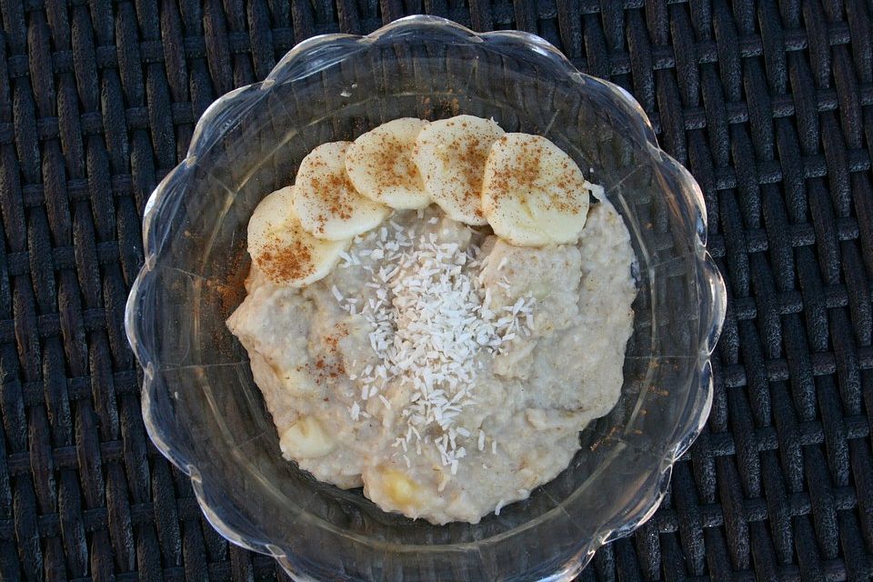 Bananen-Kokos Porridge