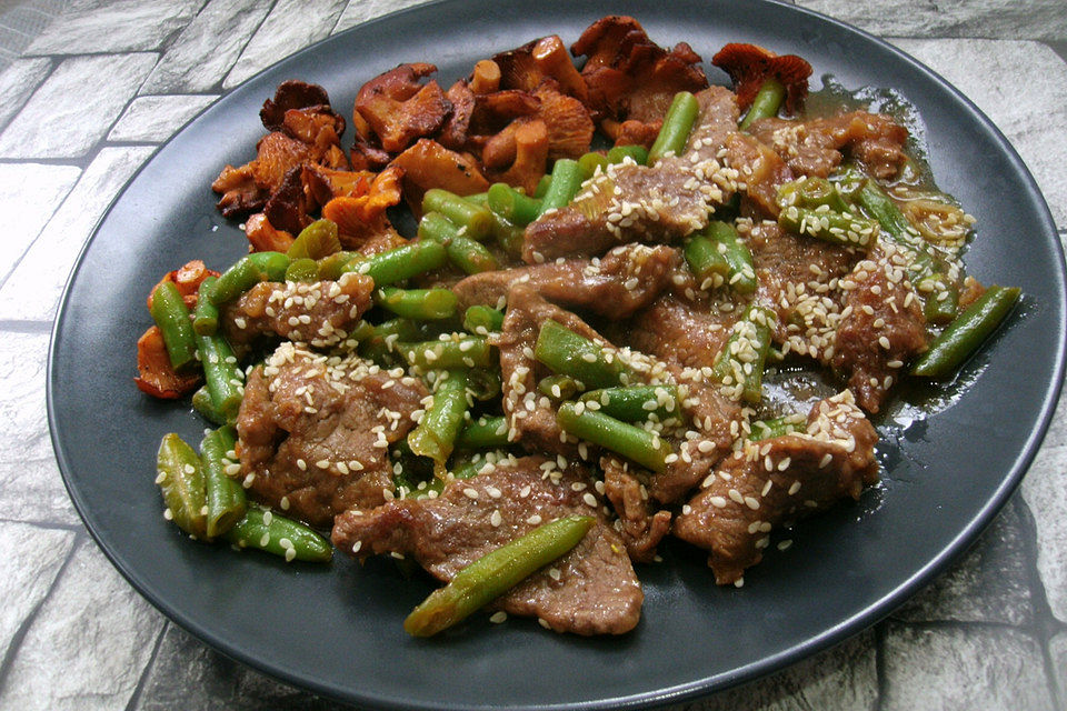 Rindfleisch mit grünen Bohnen