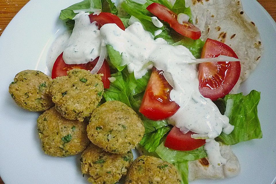 Schnelle Falafel in Pitabrot